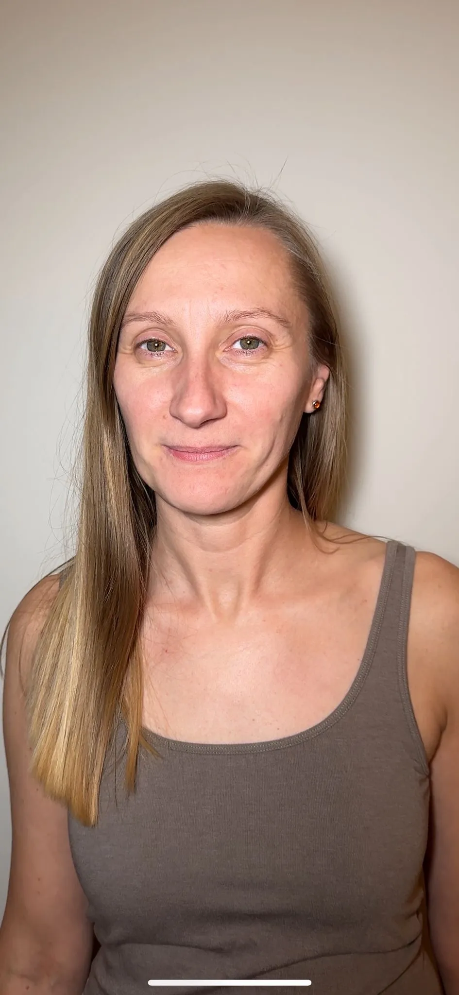 Klasyczny makijaż wieczorowy brązy Sopot