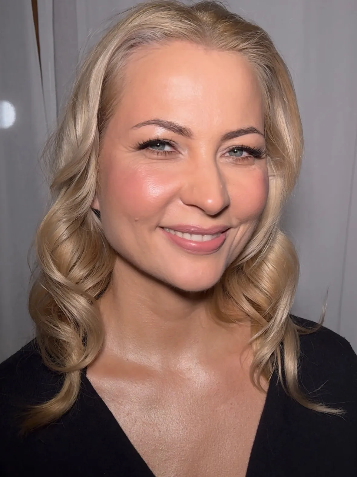 Makijaz wieczorowy weselny dla dojrzalej kobiety Gdańsk